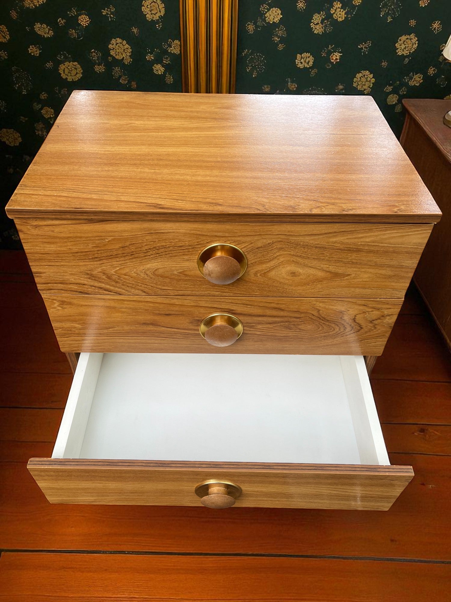 Mid-Century Danish Style Chest of Drawers | 4 Drawer Veneer Cabinet