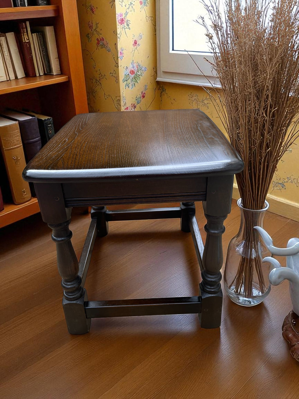 Ercol Vintage Nest of Tables | Set of Three with Turned Legs