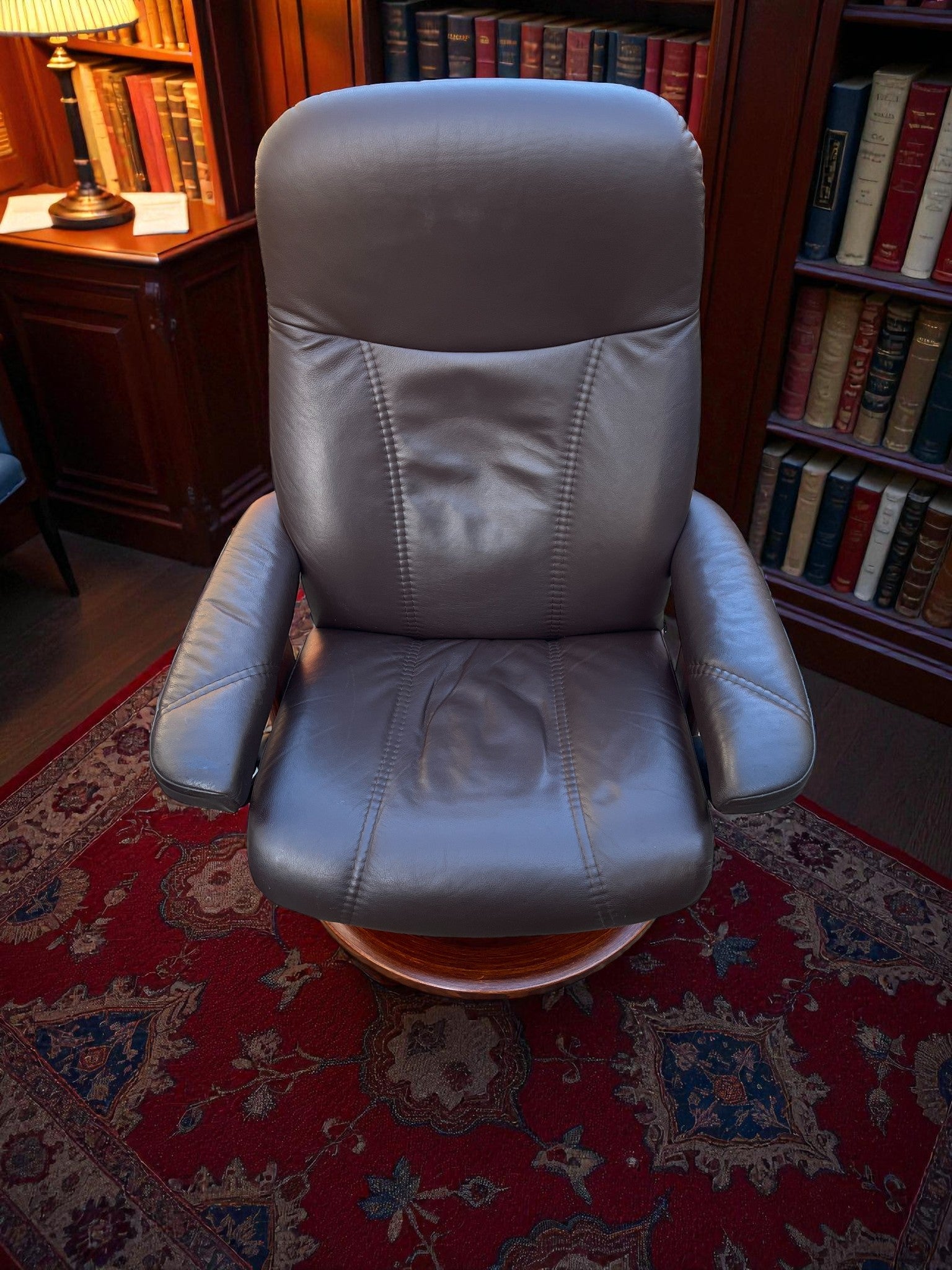 Ekornes Stressless “Classic” Leather Recliner Chair | Brown | Swivel & Reclining