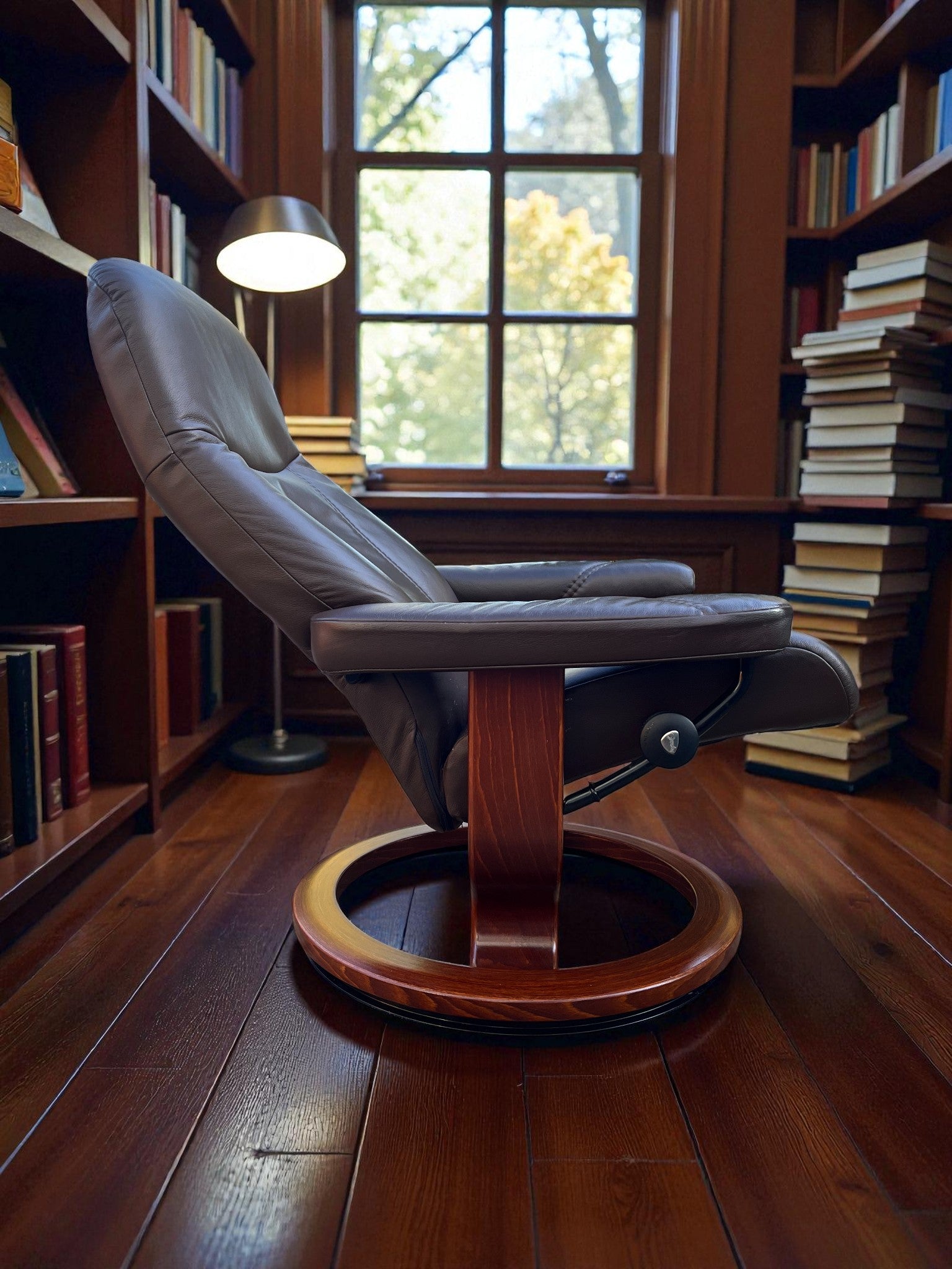 Ekornes Stressless “Classic” Leather Recliner Chair | Brown | Swivel & Reclining