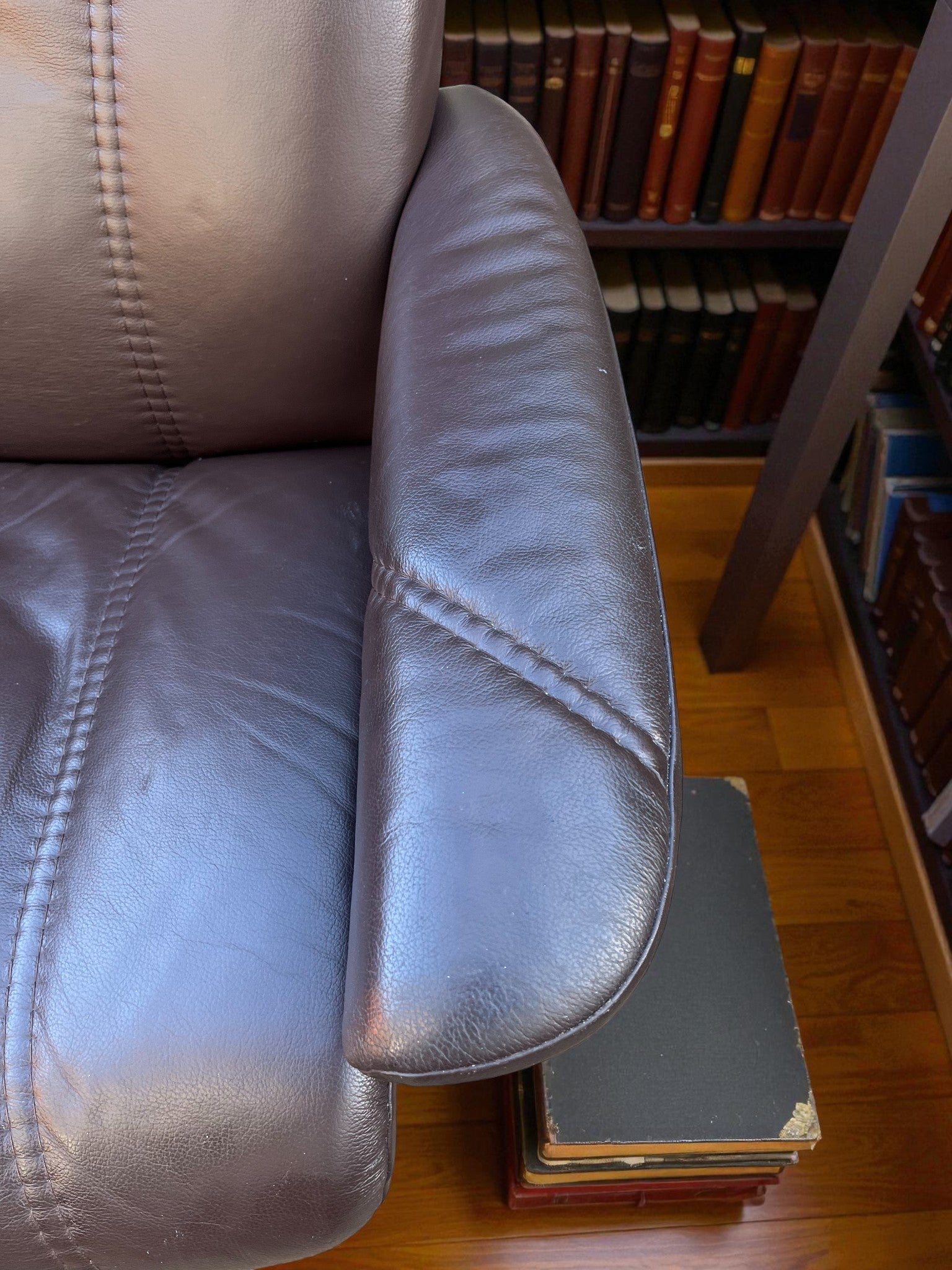 Ekornes Stressless “Classic” Leather Recliner Chair | Brown | Swivel & Reclining