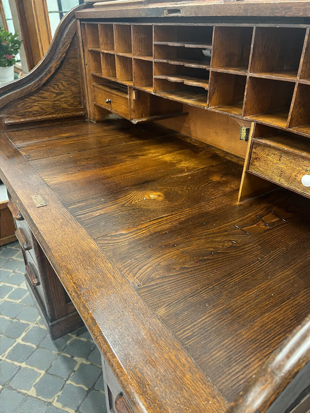 Antique Roll Top Desk | Solid Wood Bureau with 11 Drawers & Letter Pigeonholes