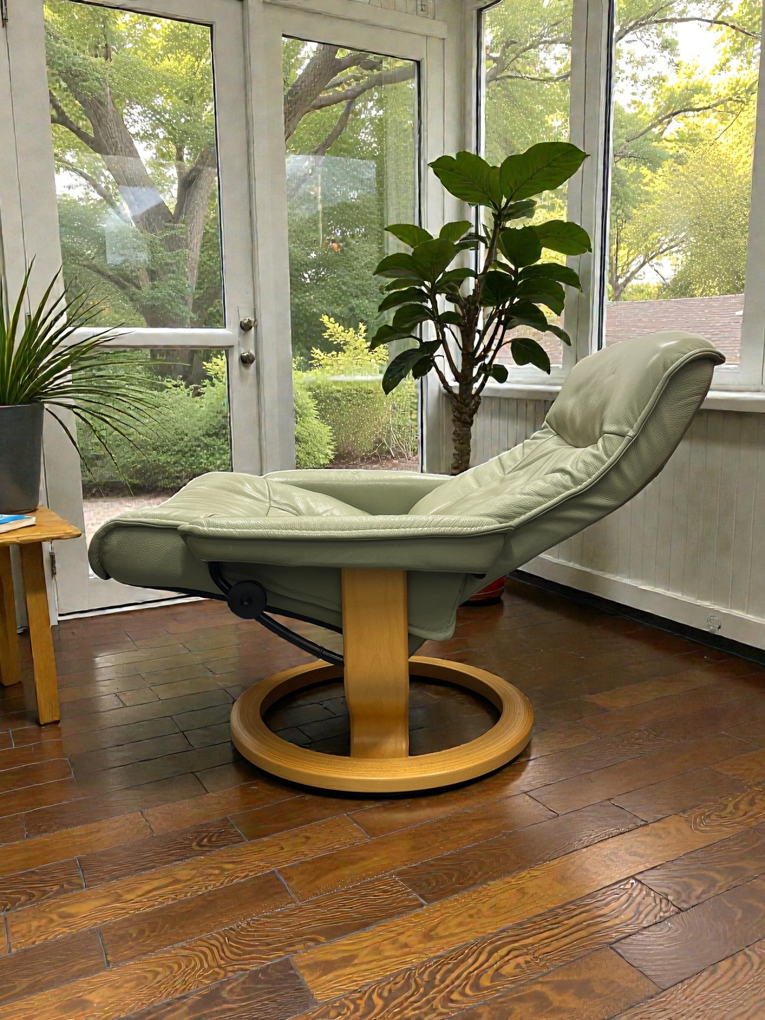 Ekornes Stressless Recliner Chair Lounger Green With Footstool Large Size