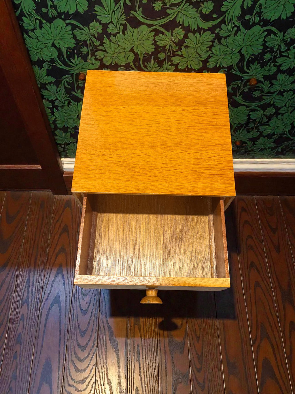 Meredew Mid-Century Bedside Table | Vintage Slim Nightstand with Drawer & Cupboard