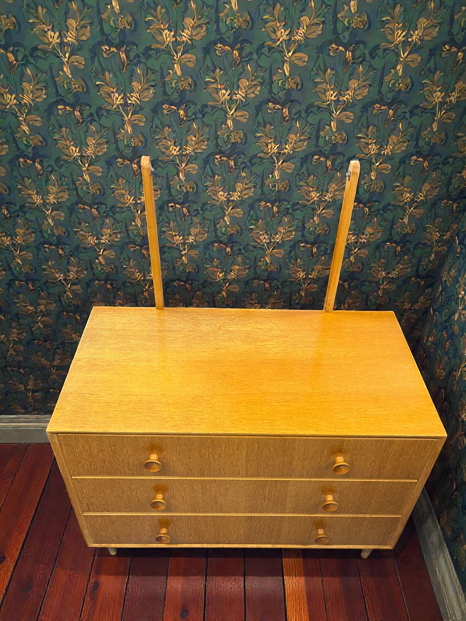 Meredew Mid-Century Dressing Table | 3 Drawer Chest with Mirror on Raised Legs