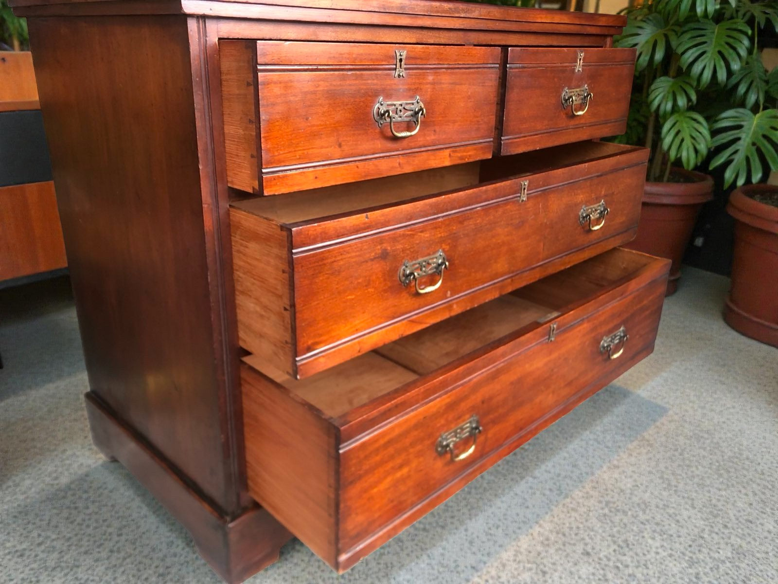 Edwardian Two Over Two Chest of Drawers | Circa 1900